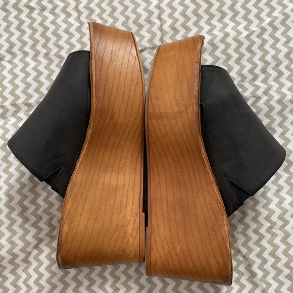 Chinese Laundry wedge sandals - Picture 6 of 6